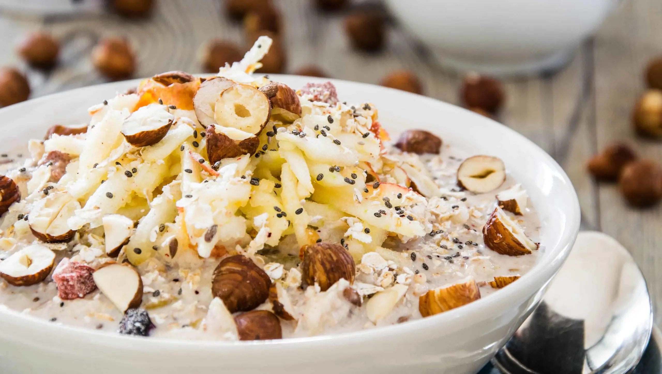 Bircher Müsli - Oats and Crumbs