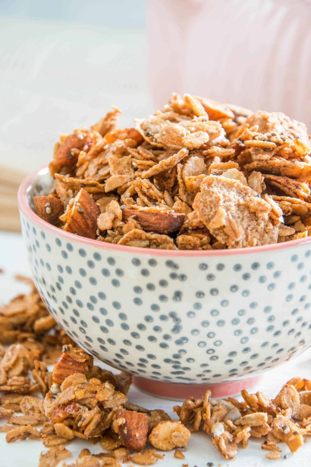 VanilleMandelGranola Oats and Crumbs