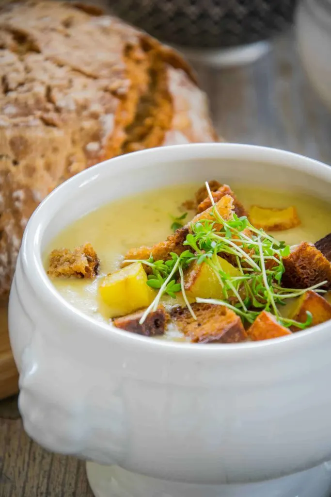 Erdäpfelcremesuppe