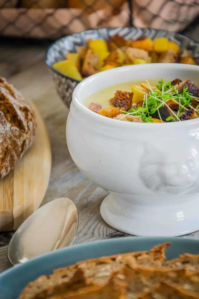 Erdäpfelcremesuppe