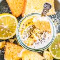 Zitronenkuchen-Overnight Oats mit selbstgemachtem Kuchen und Kokos