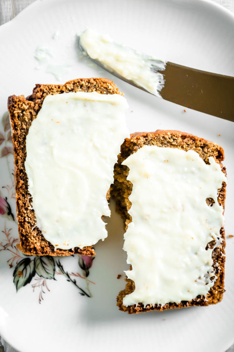 Dinkel-Hafer-Bananenbrot | Oats and Crumbs