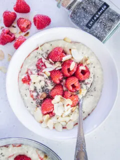 Cremiges Vanillepudding-Porridge.