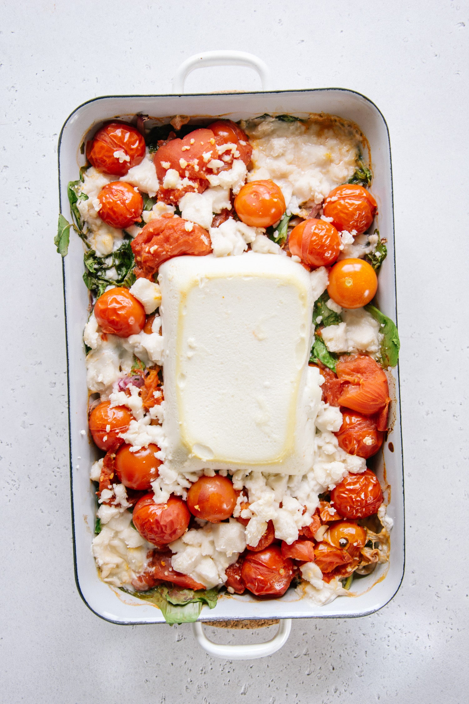 Einfache und schnelle Vegane Baked Feto Pasta Oats and Crumbs