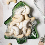 Klassisches Vanillekipferl-Rezept von Oats and Crumbs.