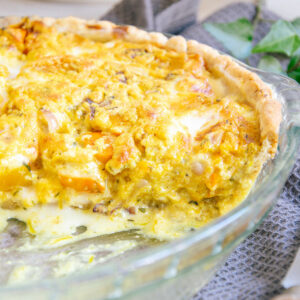 Vegane Kürbis-Quiche mit cremiger Füllung