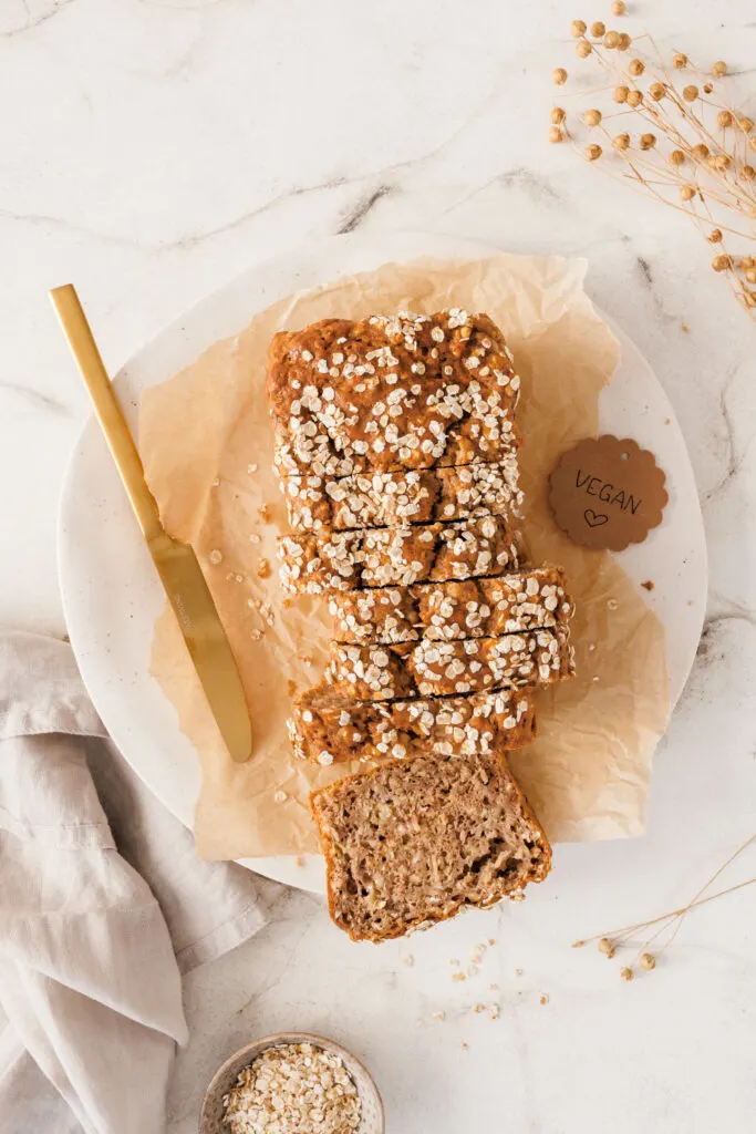 Bananenbrot mit Haferflocken