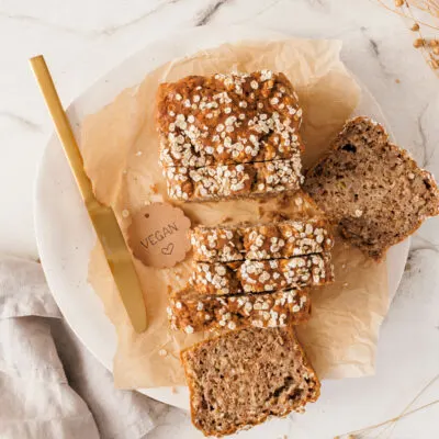 Schnelles veganes Bananenbrot mit Haferflocken