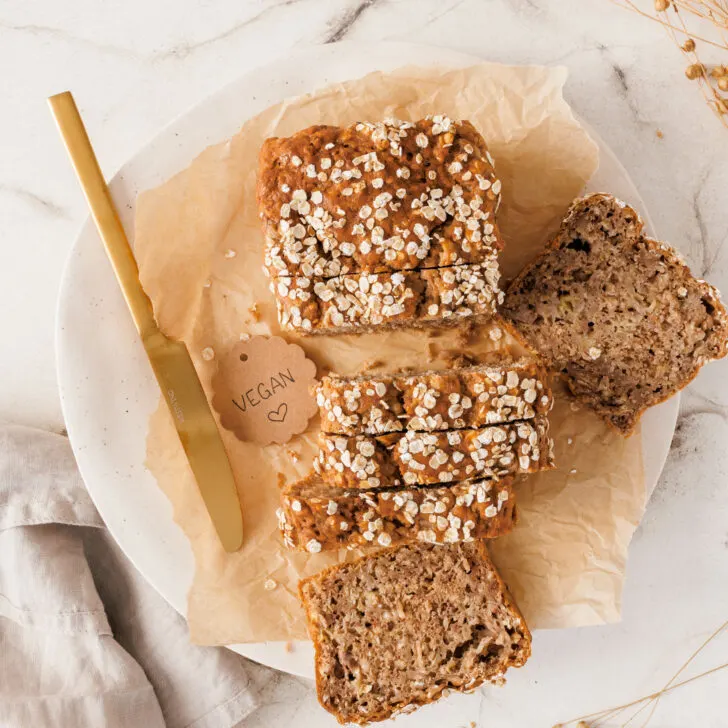 Saftiger Haferflocken-Kuchen (ohne Mehl) // Rezept Saftiger Haferflocken-Kuchen (ohne Mehl) // Rezept