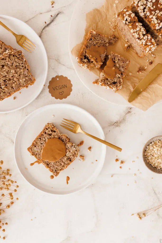 Saftiges Bananenbrot mit Mandelmus