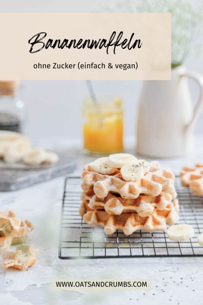 Pinterest-Grafik zum Rezept für schnelle Bananenwaffeln ohne Zucker.