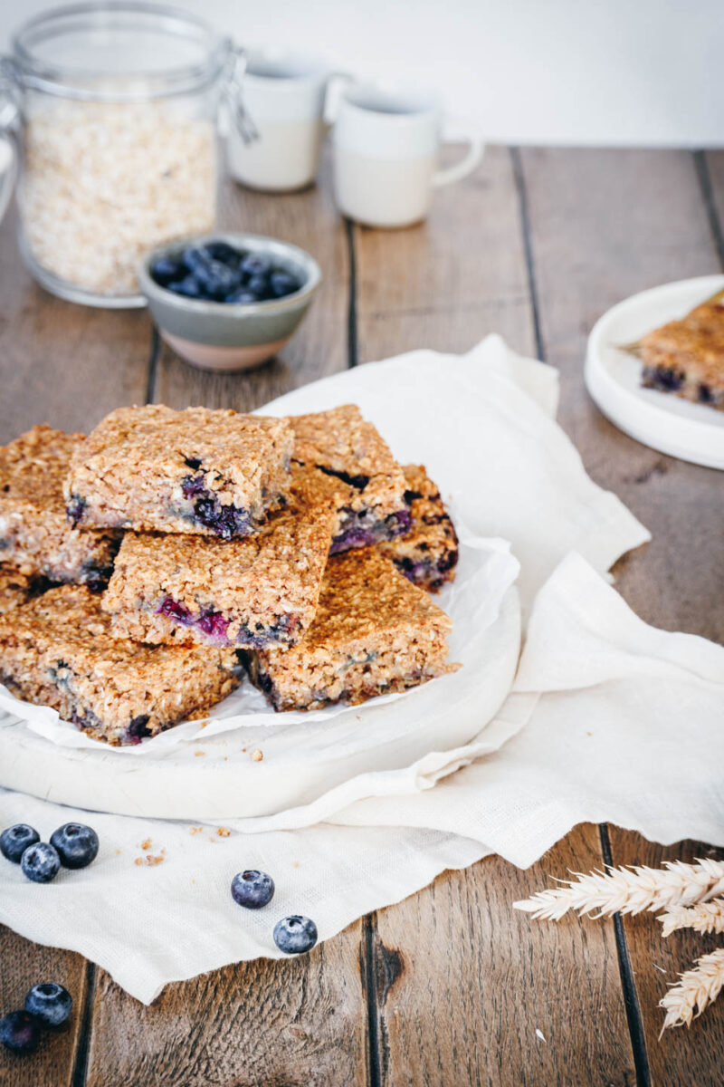 Saftiger Haferflocken-Kuchen (ohne Mehl)