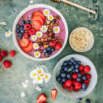 Bunte Beeren-Smoothie-Bowl selber machen.