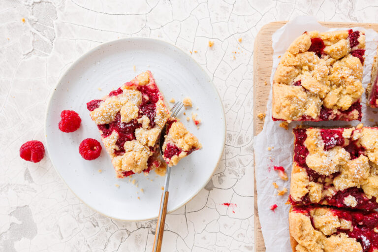 Einfacher Himbeer-Streuselkuchen vom Blech