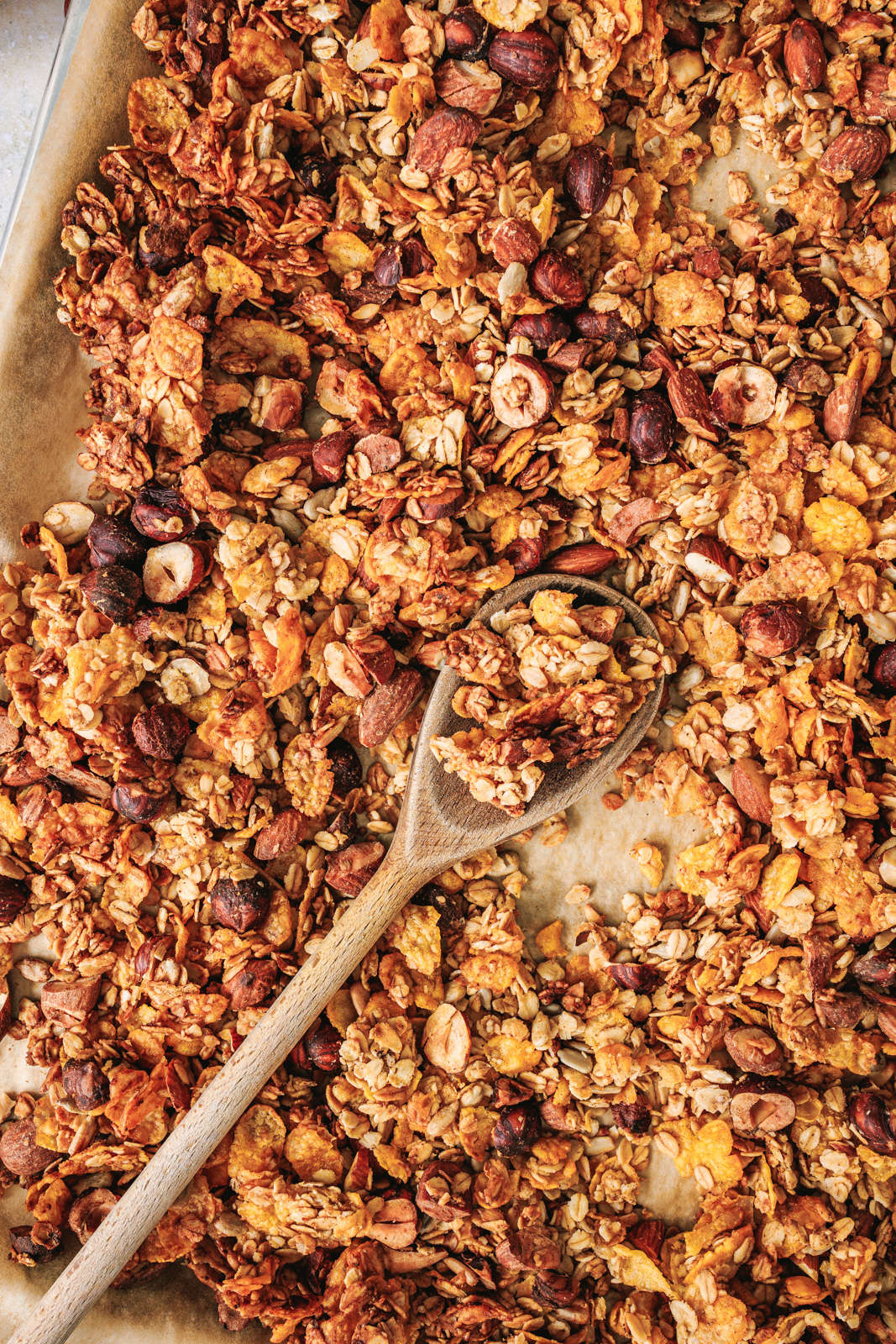 Granola-Rezept ohne raffinierten Zucker.