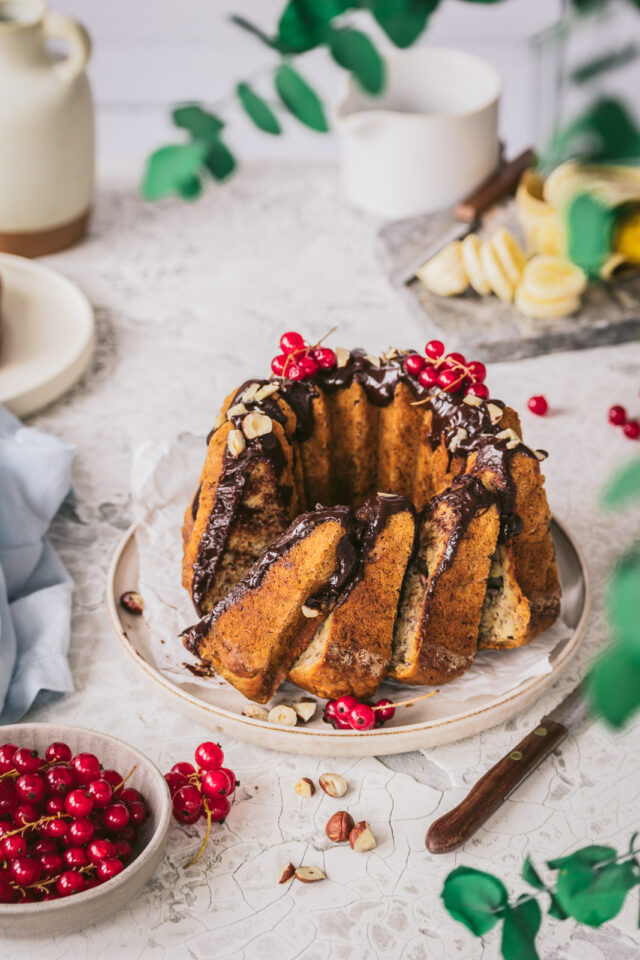 Saftiger Bananenkuchen ohne Zucker // vegan &amp; einfach