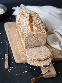 Einfaches Haferbrot-Rezept.