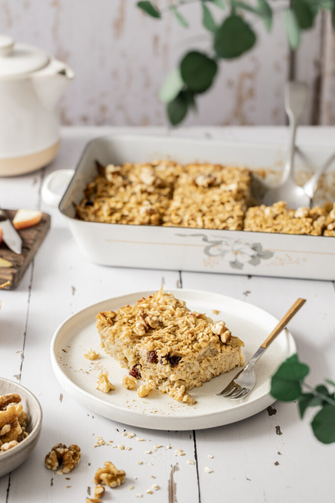 Baked Oatmeal mit Apfel.