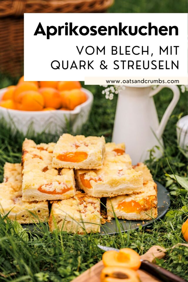 Aprikosenkuchen vom Blech – mit Quark und Streuseln | Oats and Crumbs