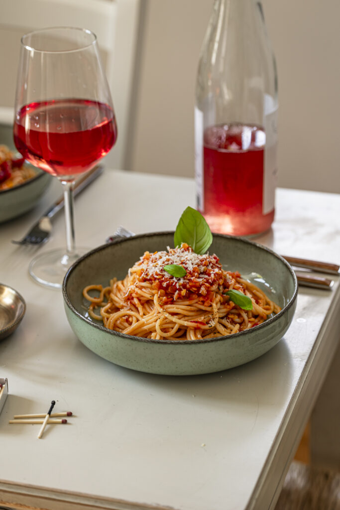 Pasta mit Linsen-Bolognese.